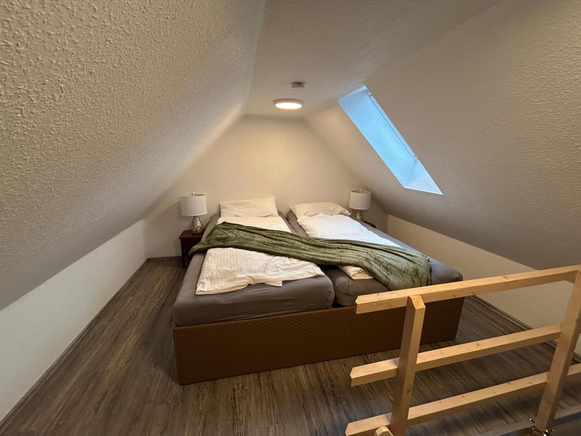 Gemuetliche Maisonette-Wohnung In Sankt Augustin Menden Exterior foto